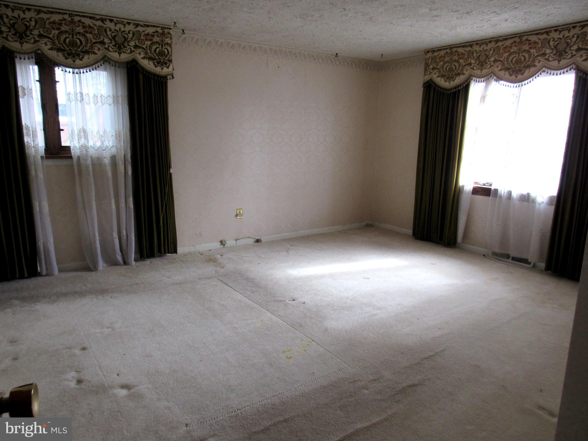 5 Raymond Avenue Aston, PA 19014 - Photo 15 of 32 Gallery Image 15