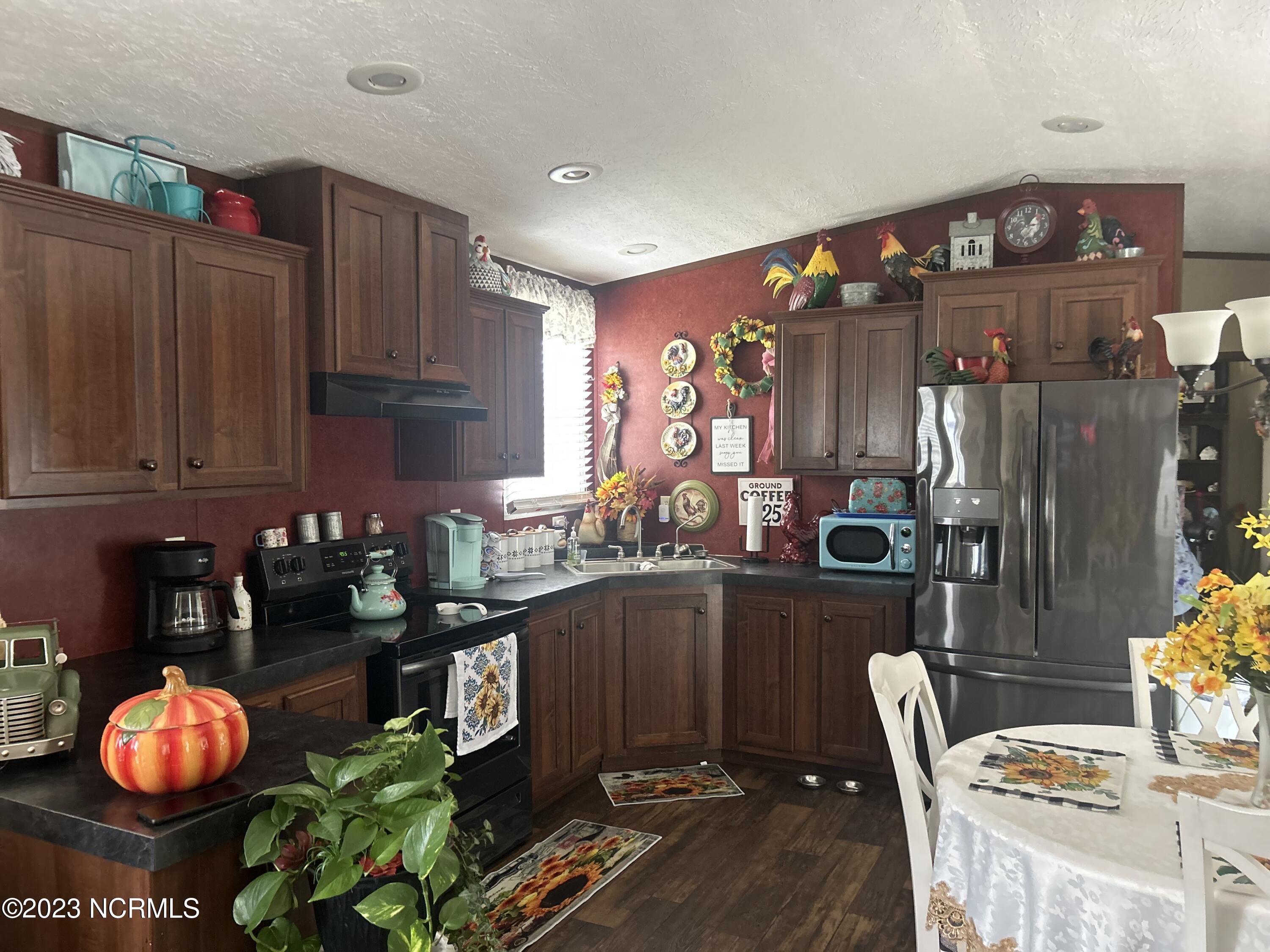 200 Holden Road Holly Ridge, NC 28445 - Photo 7 of 19 IMG-1603