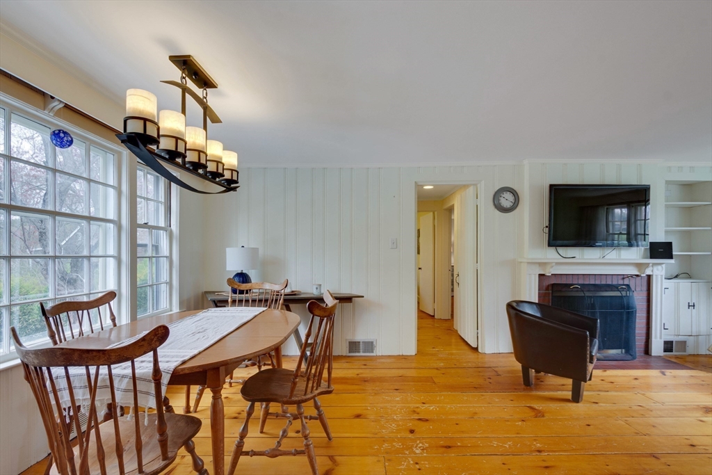 114 Nagog Hill Road Acton, MA 01720 - Photo 10 of 29
