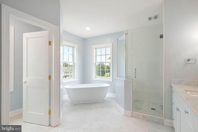 $2,988,673 | 1 Red Barn Lane, Malvern, PA 19355