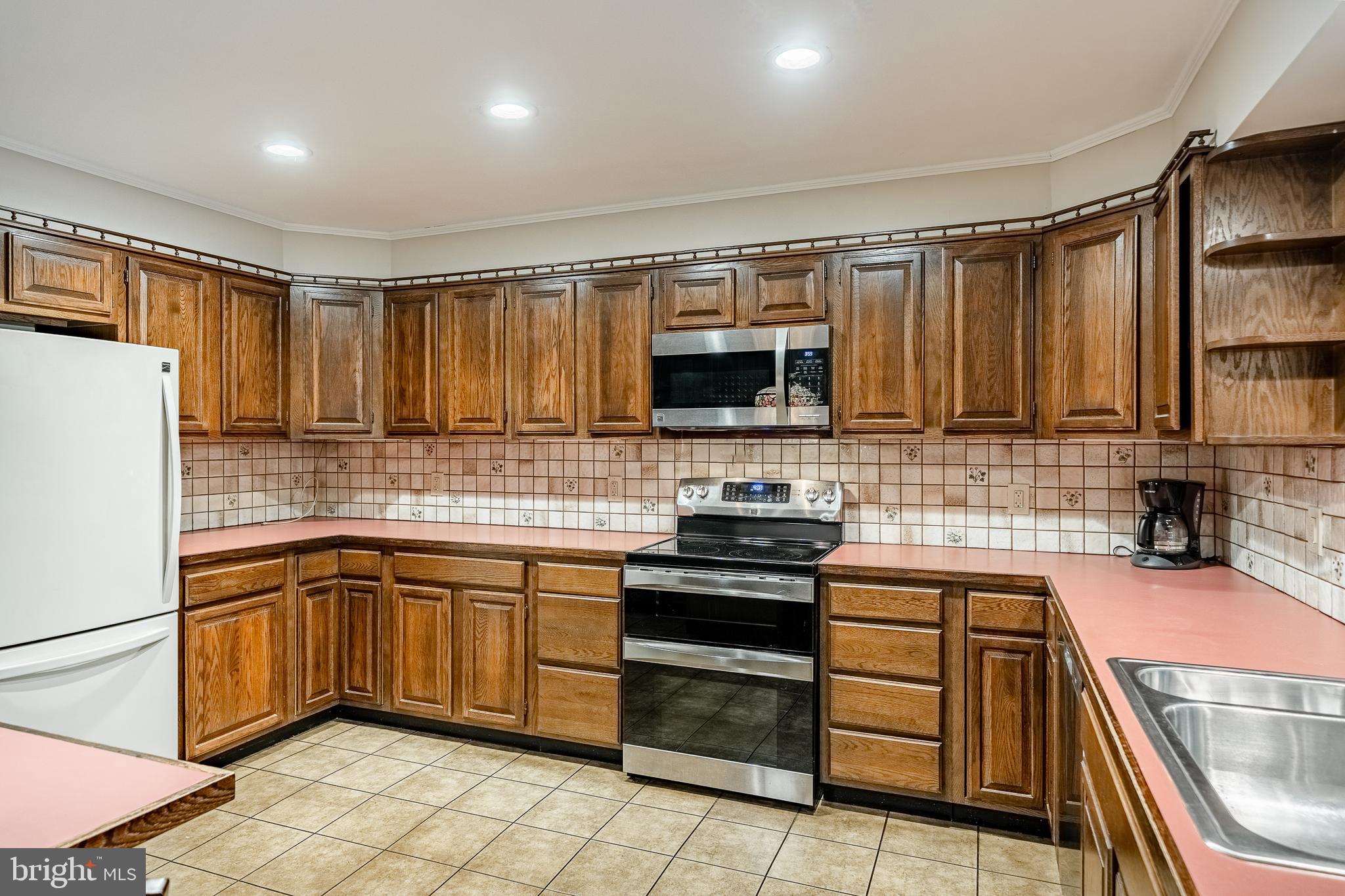 8 Andrews Road Malvern, PA 19355 - Photo 19 of 62