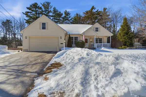 $664,900 | 6 Mountain Ash Avenue, Brunswick, ME 04011
