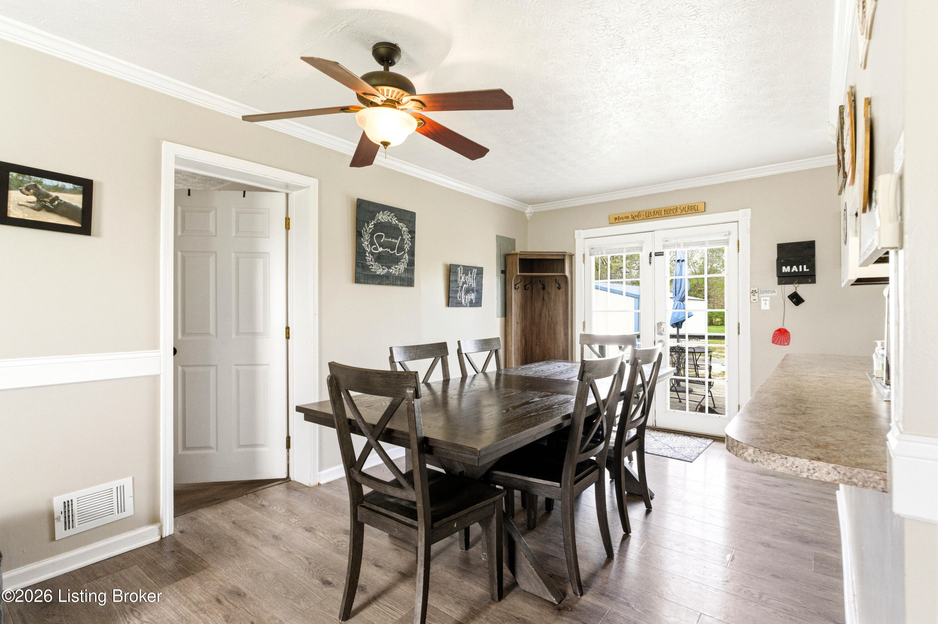 2010 Beech Grv Road Shepherdsville, KY 40165 - Photo 25 of 82 DSC07554