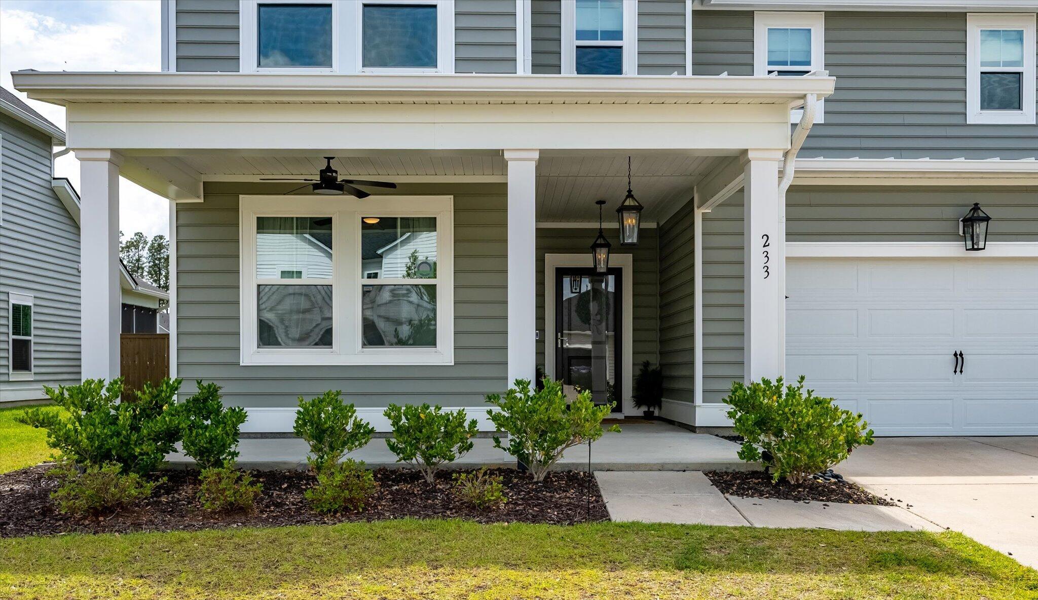 233 Narrowleaf Avenue Summerville, SC 29485 - Photo 2 of 92