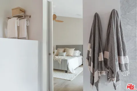 $1,950,000 | 5858 McDonie Avenue, Woodland Hills, CA 91367