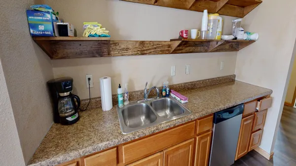 $3,800 | 539 Pacific Avenue Southwest, Unit GROUP HOME, Willmar, MN 56201
