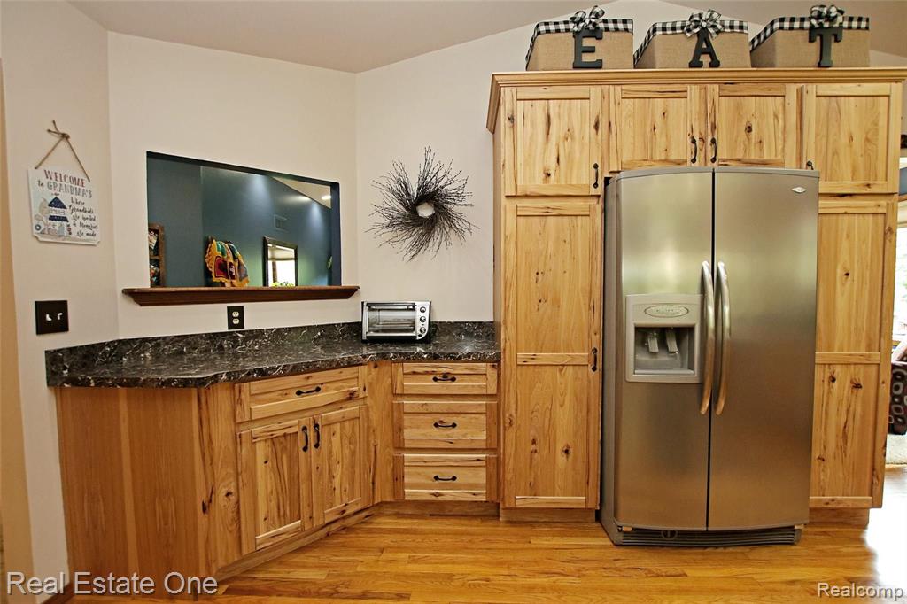 5621 Rochester Road Dryden, MI 48428 - Photo 12 of 52
