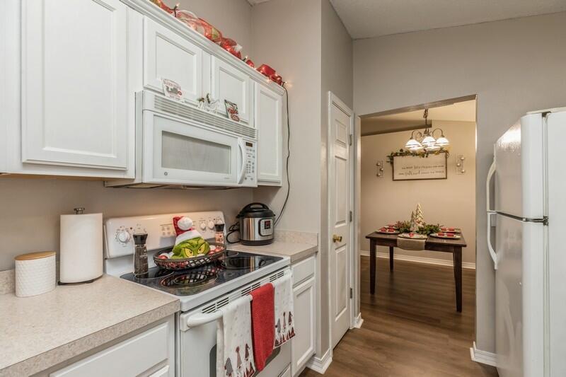 264 Limestone Circle Crestview, FL 32539 - Photo 15 of 38 a kitchen with a sink and cabinets