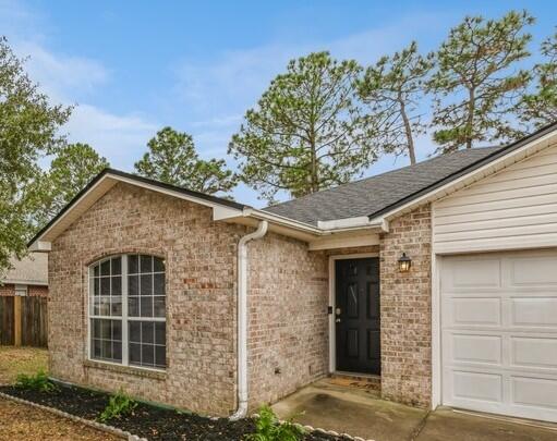264 Limestone Circle Crestview, FL 32539 - Photo 3 of 38 a front view of a house
