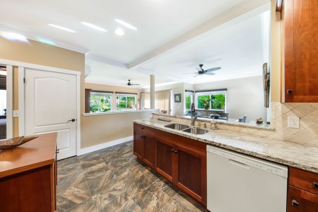 1831 Poipu Road, Unit 514 Koloa, HI 96756 - Photo 11 of 25 Gallery Image 11