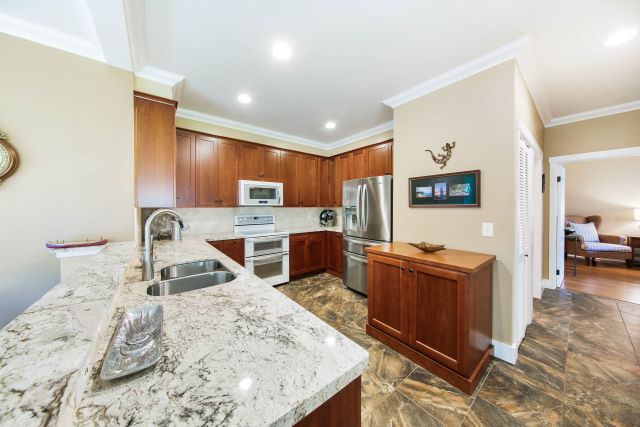 1831 Poipu Road, Unit 514 Koloa, HI 96756 - Photo 7 of 25 Gallery Image 7