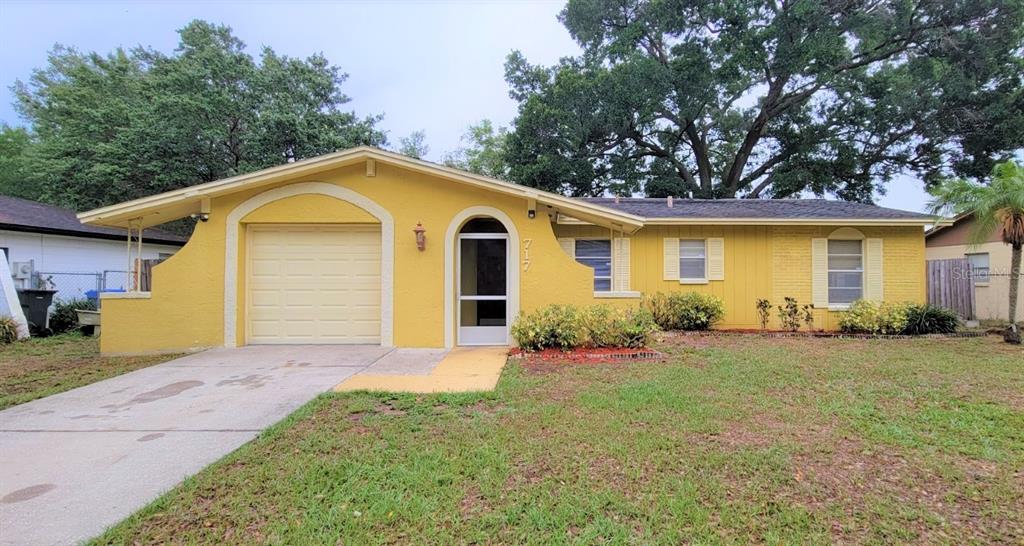 717 Innergary Place Valrico, FL 33594 - Photo 1 of 1