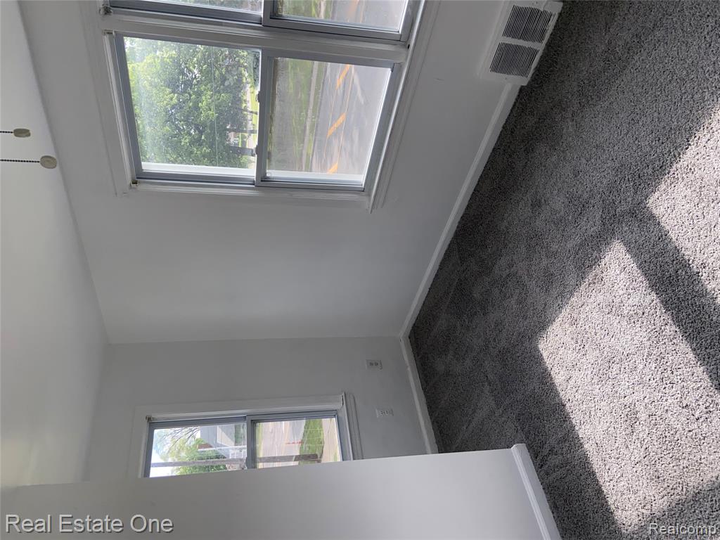 18081 Meyers Road Detroit, MI 48235 - Photo 12 of 22 Gallery Image 12