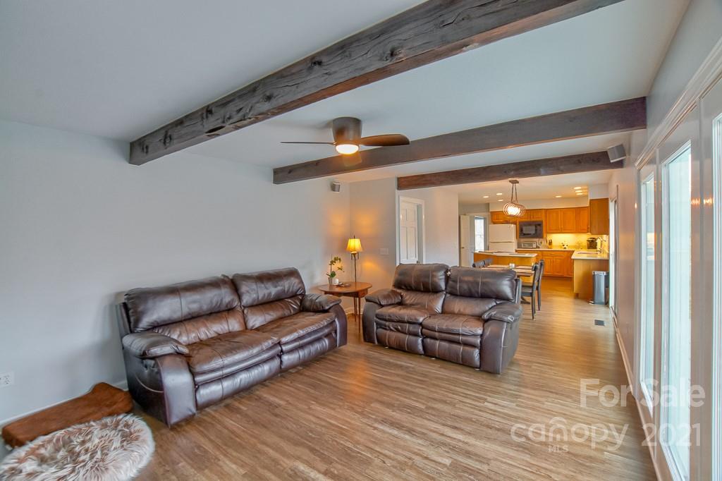 214 Smith Knolls Road Fairview, NC 28730 - Photo 18 of 48 Gallery Image 18