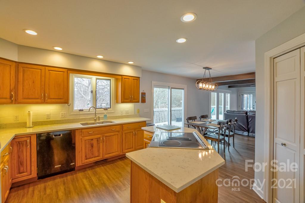 214 Smith Knolls Road Fairview, NC 28730 - Photo 24 of 48 Gallery Image 24