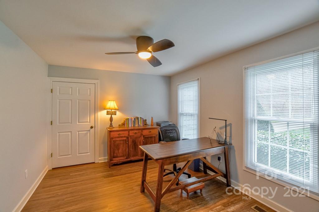 214 Smith Knolls Road Fairview, NC 28730 - Photo 35 of 48 Gallery Image 35