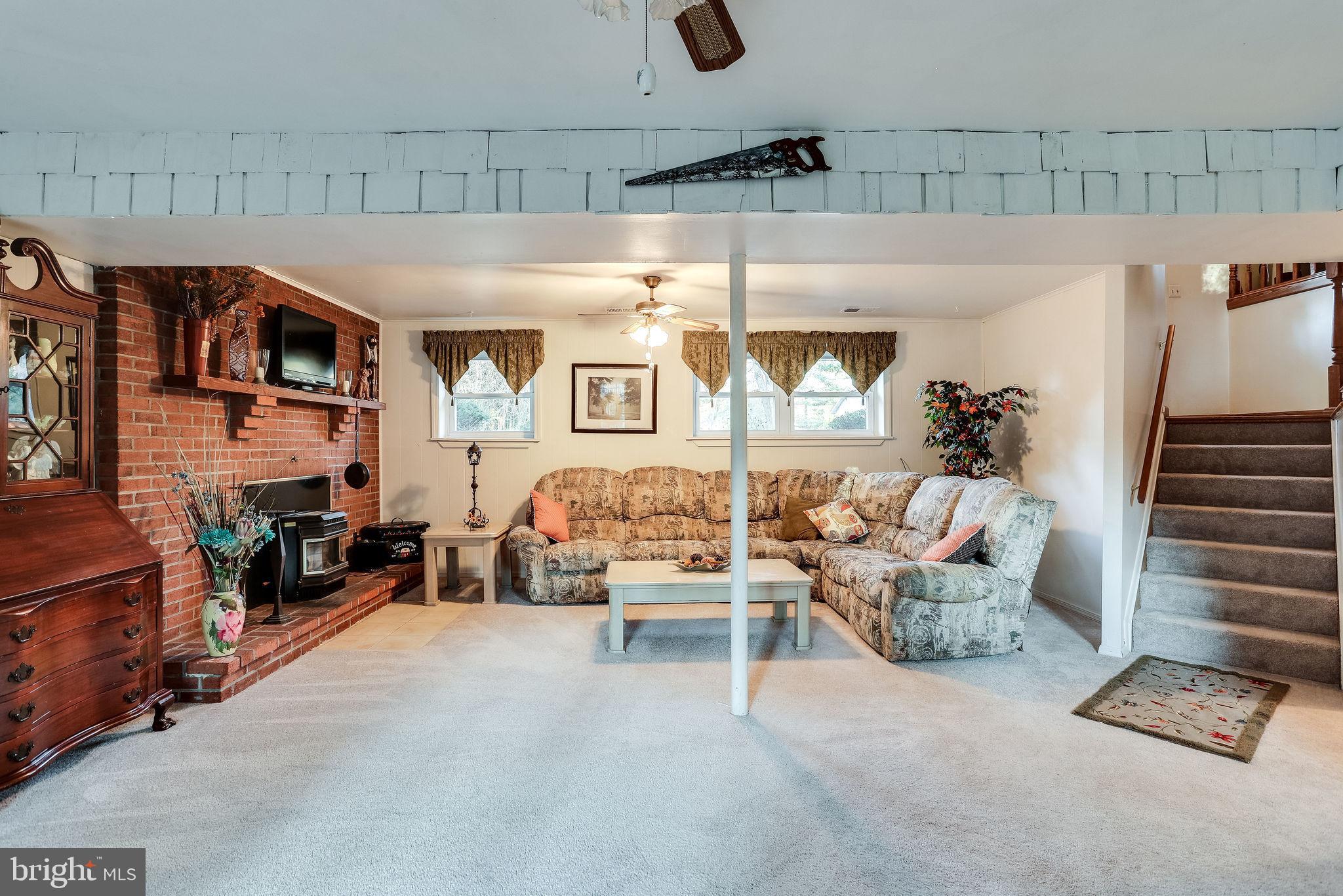 186 Circle Road Pasadena, MD 21122 - Photo 18 of 24