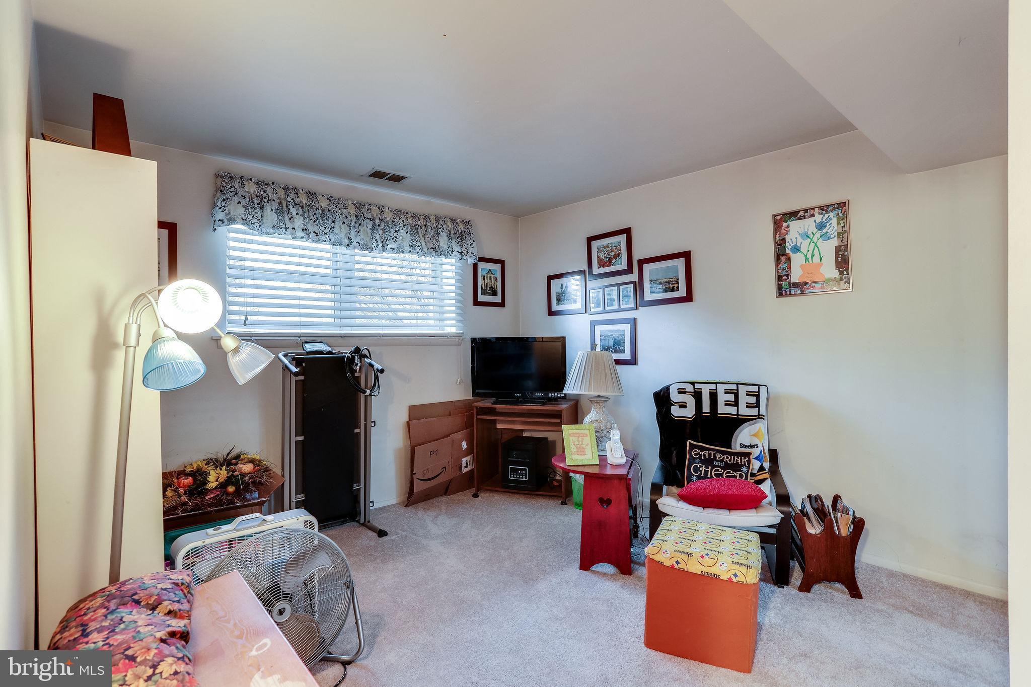 186 Circle Road Pasadena, MD 21122 - Photo 19 of 24 Gallery Image 19