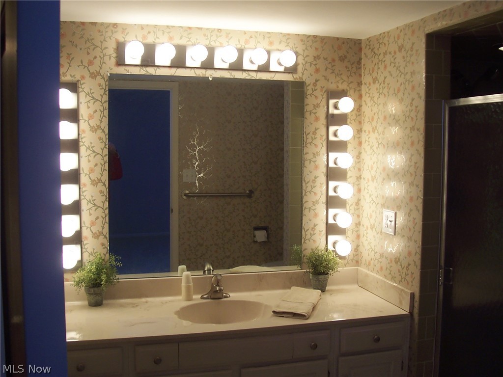 2385 Covington Road, Unit 204 Akron, OH 44313 - Photo 13 of 27