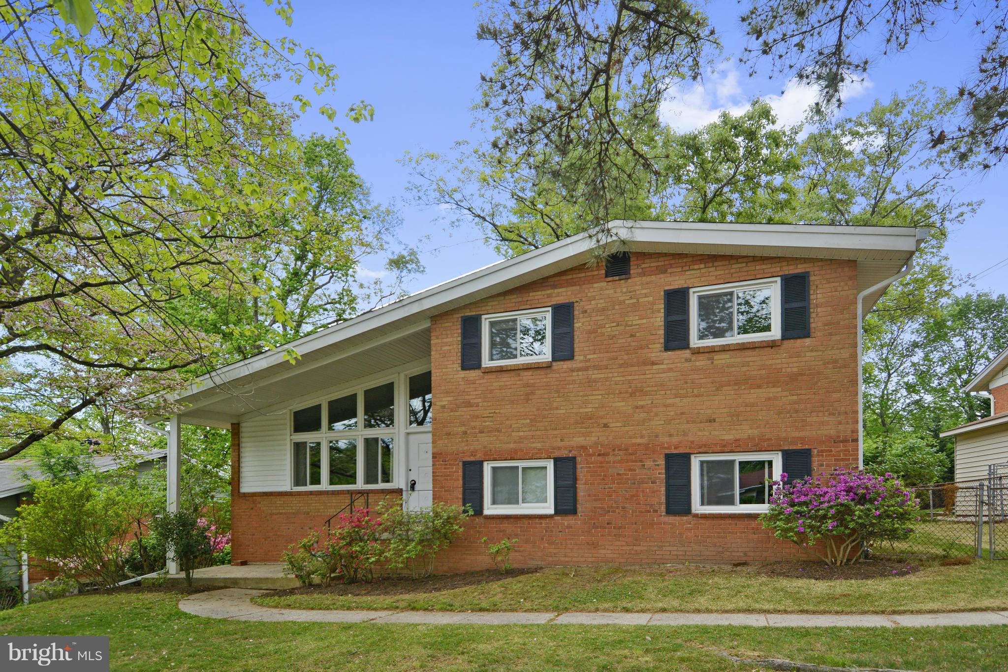 812 Malta Lane Silver Spring, MD 20901 - Photo 2 of 30 Exterior (Front)
