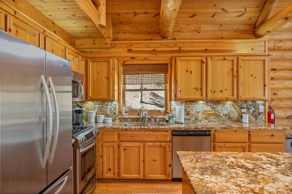 52815 Timberview Road North Fork, CA 93643 - Photo 9 of 75