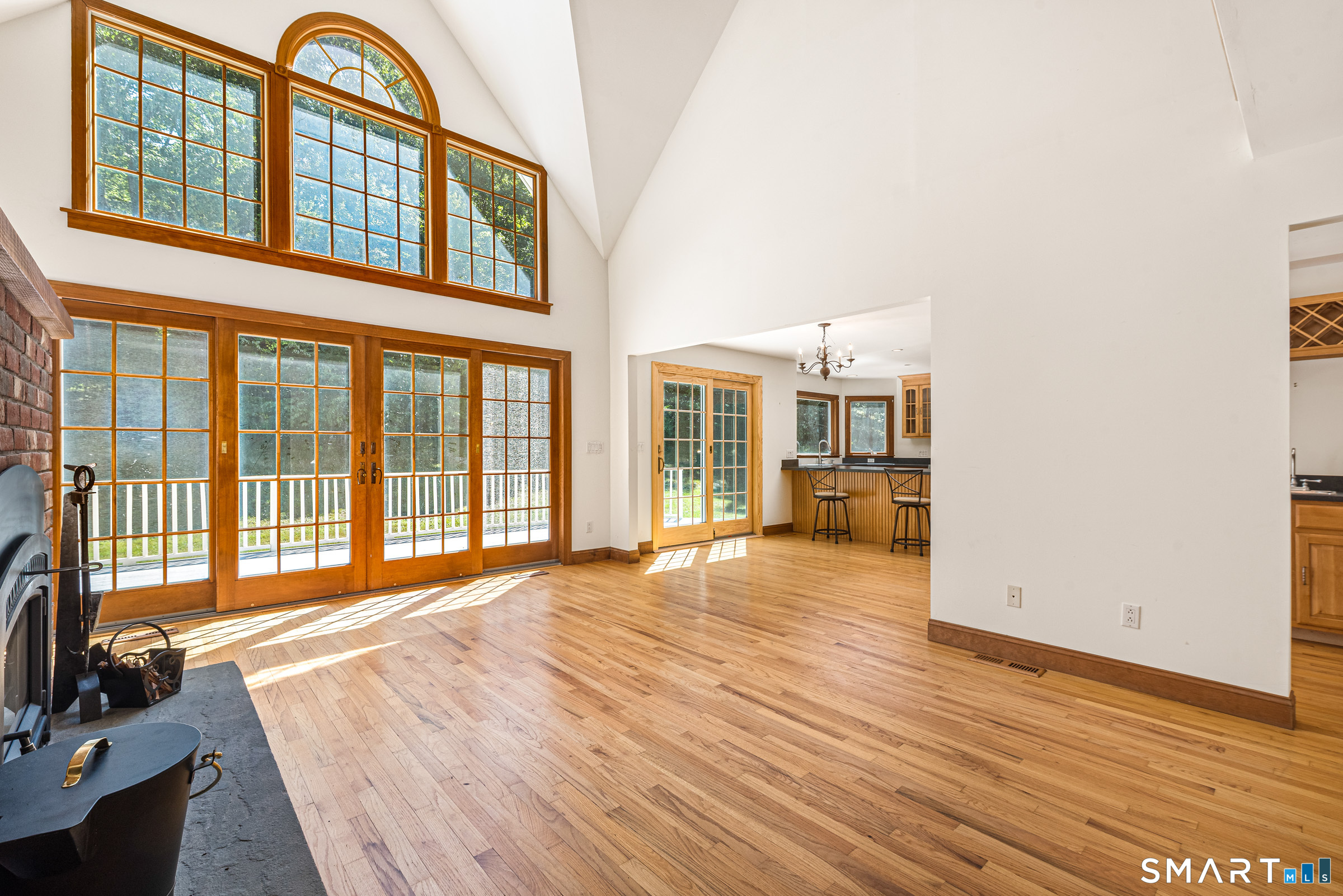 100 R Foot Hills Road Durham, CT 06422 - Photo 11 of 40 Livingroom