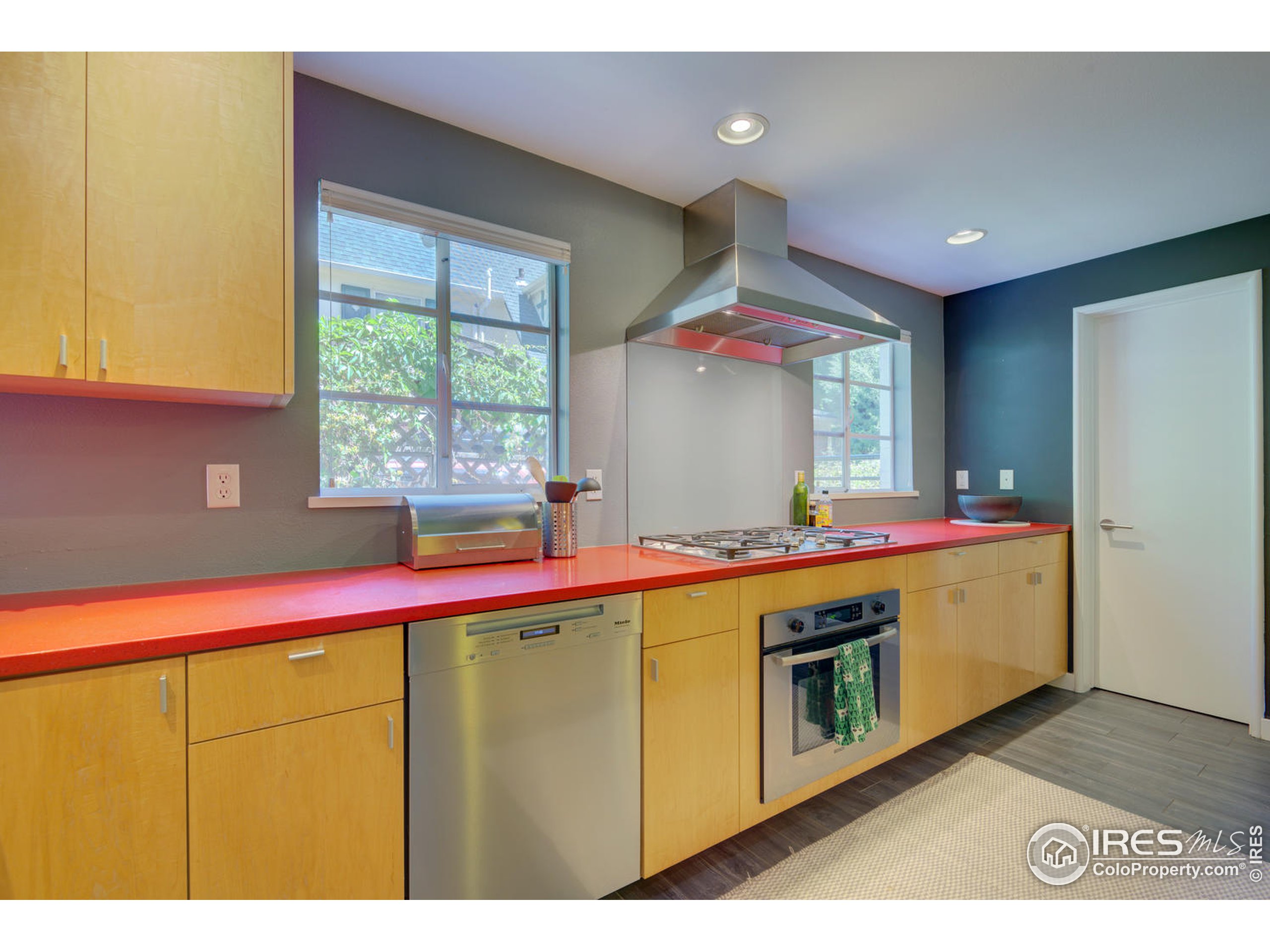 855 13th Street Boulder, CO 80302 - Photo 9 of 32