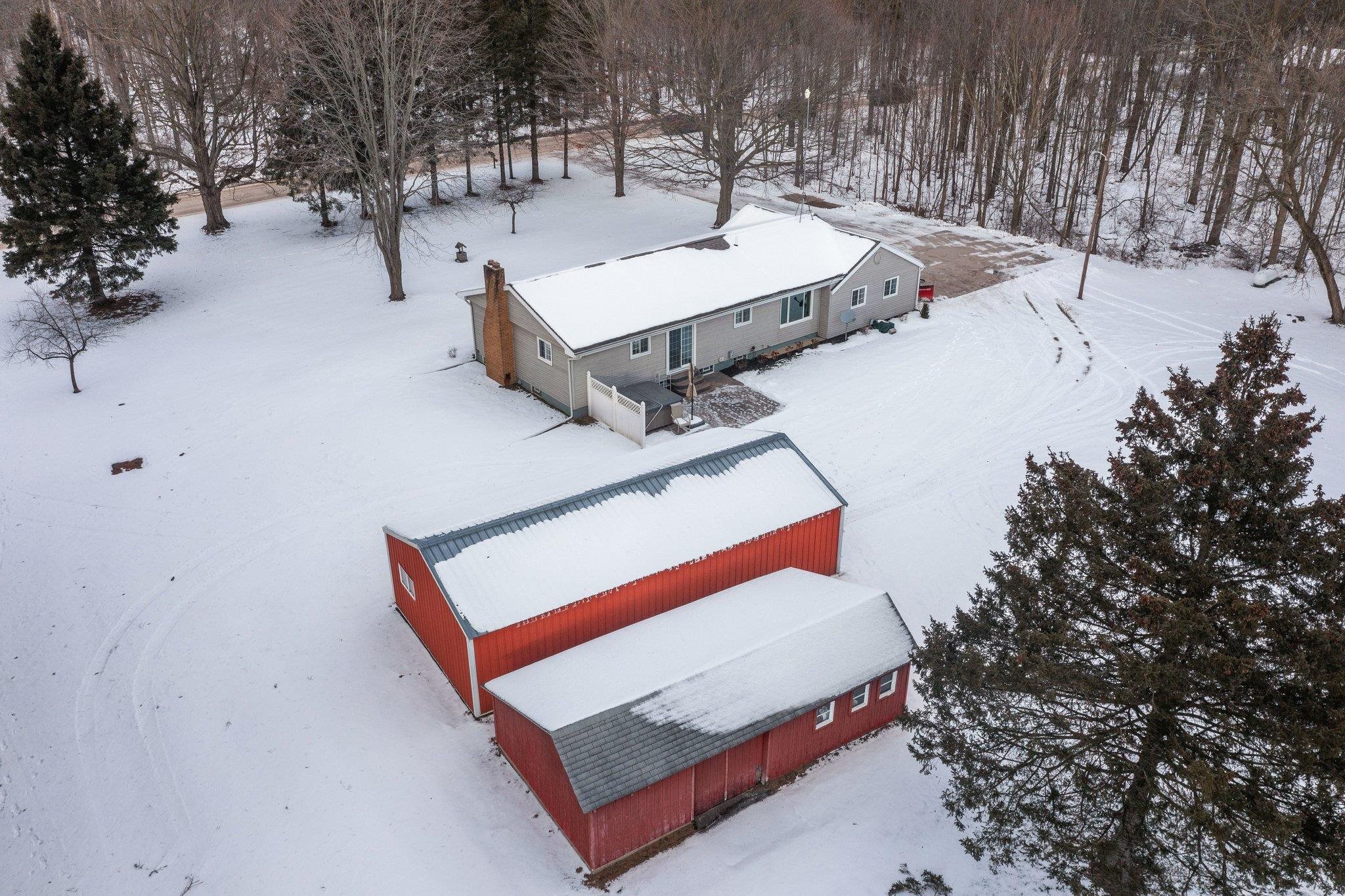 1014 East Van Buren Road Alma, MI 48801 - Photo 51 of 60 1896118-50.JPG
