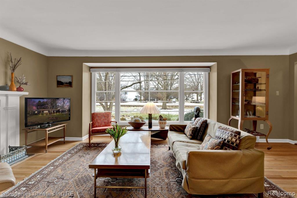 32630 Evergreen Road Beverly Hills, MI 48025 - Photo 8 of 37