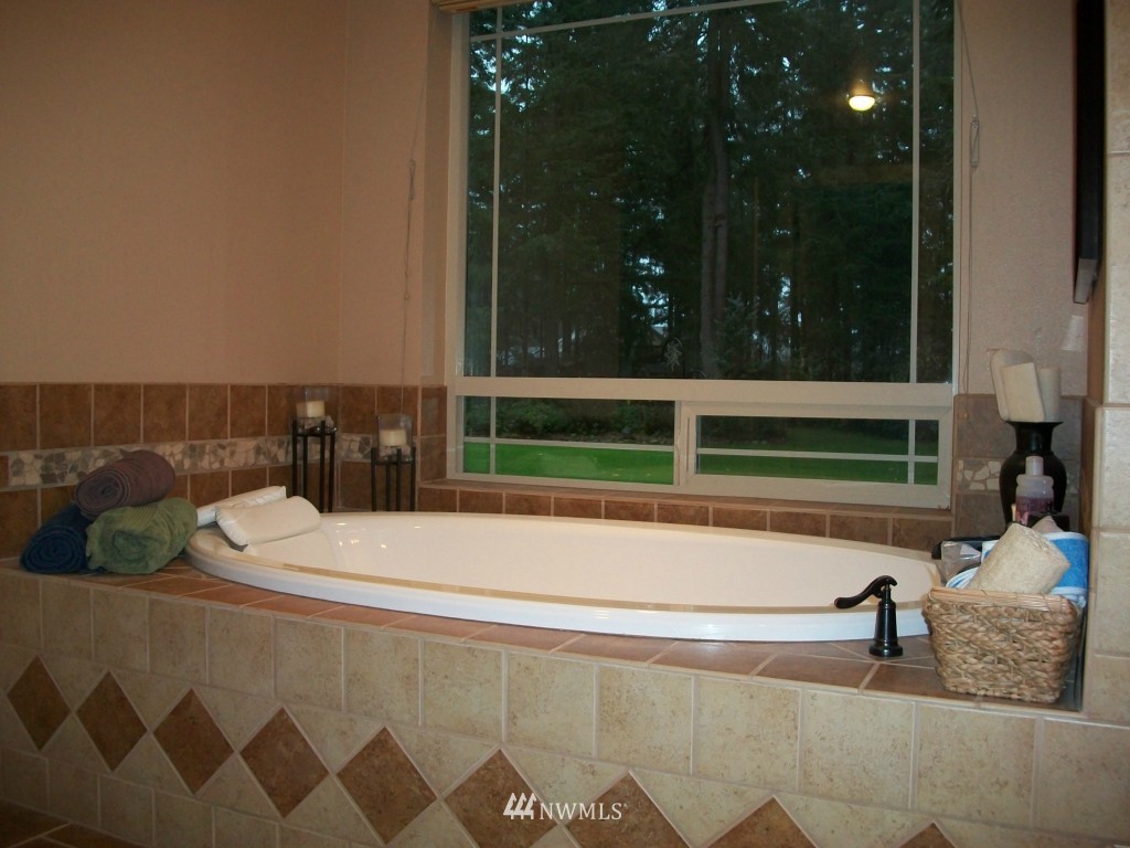 7843 Diagonal Road Southeast Olympia, WA 98501 - Photo 10 of 15 Gallery Image 10
