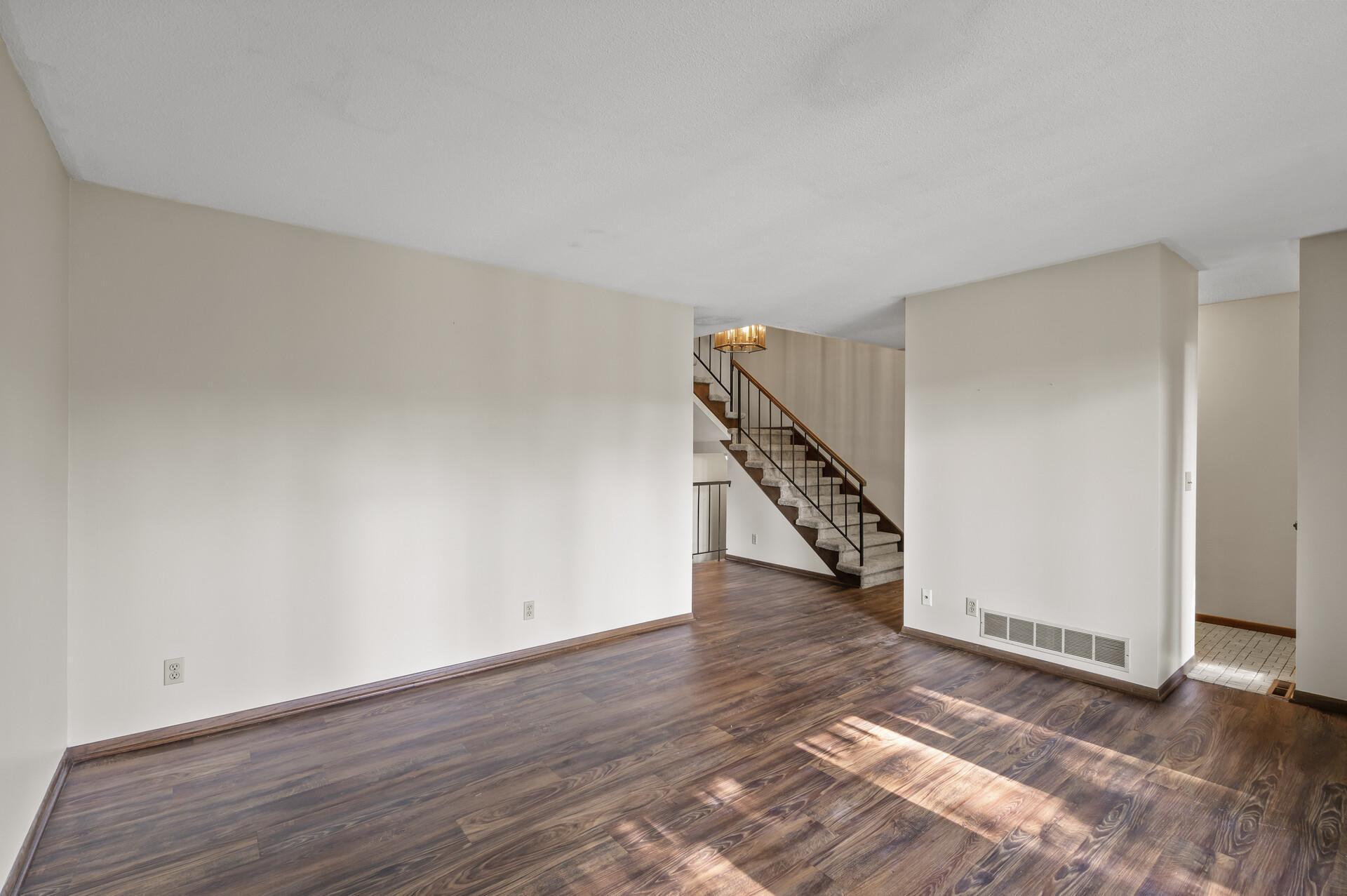 2671 Sumac Ridge White Bear Lake, MN 55110 - Photo 9 of 21