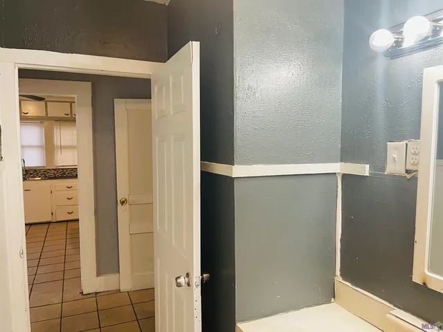 $1,200 | 5842 Prescott Road, Baton Rouge, LA 70805