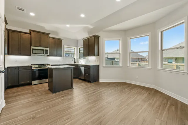 $375,000 | 2813 Spector Drive, Bryan, TX 77808