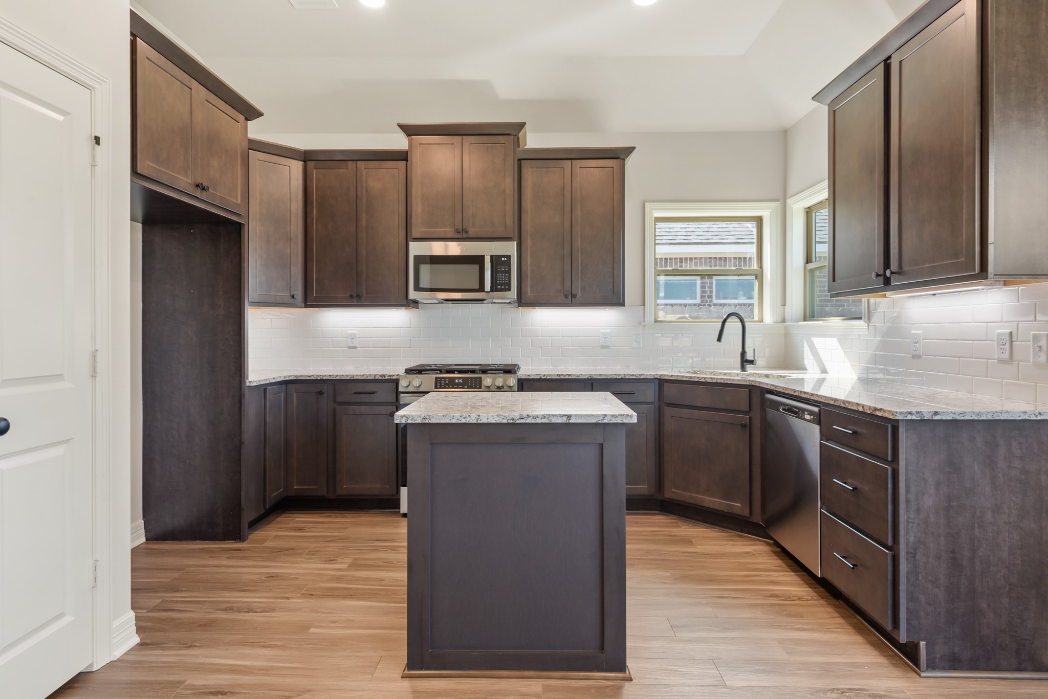 2813 Spector Drive Bryan, TX 77808 - Photo 8 of 28