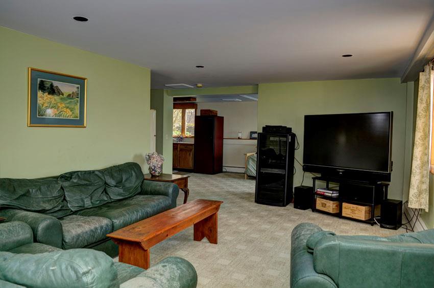 68 Wells Road Cape Elizabeth, ME 04107 - Photo 24 of 35 Walk-out basement equipped with...