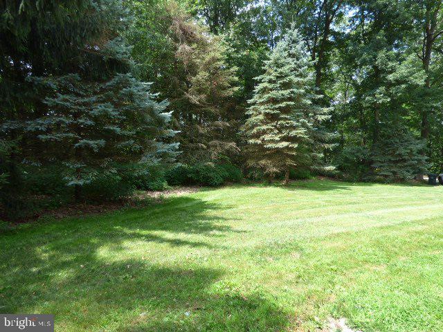 9281 Camp Road Red Lion, PA 17356 - Photo 12 of 35