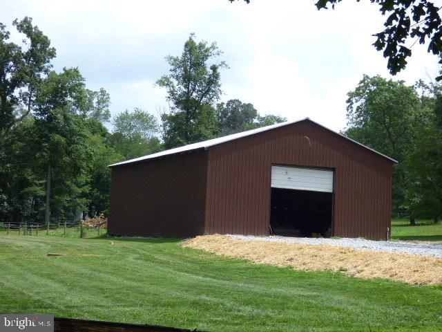 9281 Camp Road Red Lion, PA 17356 - Photo 6 of 35