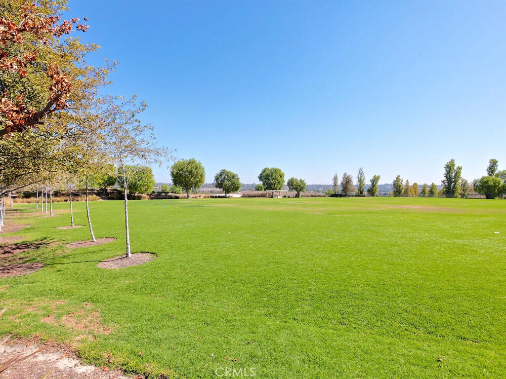 71 Cloudcrest Aliso Viejo, CA 92656 - Photo 29 of 44 Creekside Park