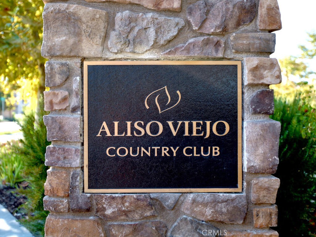 71 Cloudcrest Aliso Viejo, CA 92656 - Photo 31 of 44 Aliso Viejo Country Club Pool, Golf Course, Park