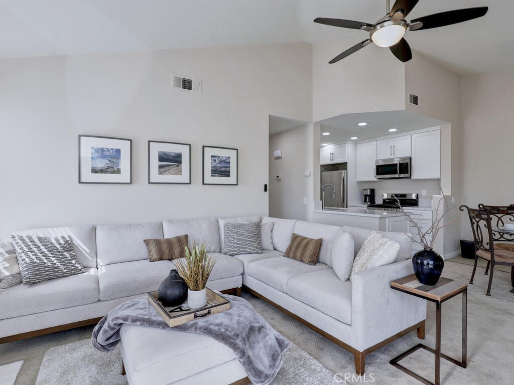 71 Cloudcrest Aliso Viejo, CA 92656 - Photo 44 of 44 Light & Bright Open Floor Plan- Brand New Kitchen