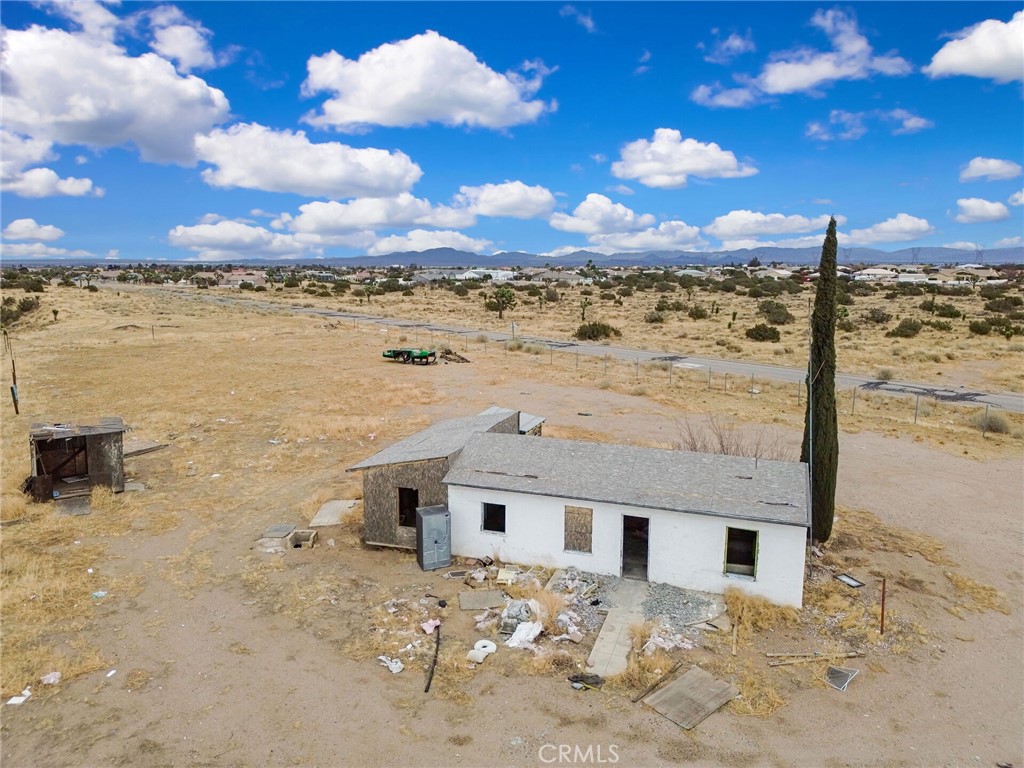 9770 Verbena Road Oak Hills, CA 92344 - Photo 14 of 16