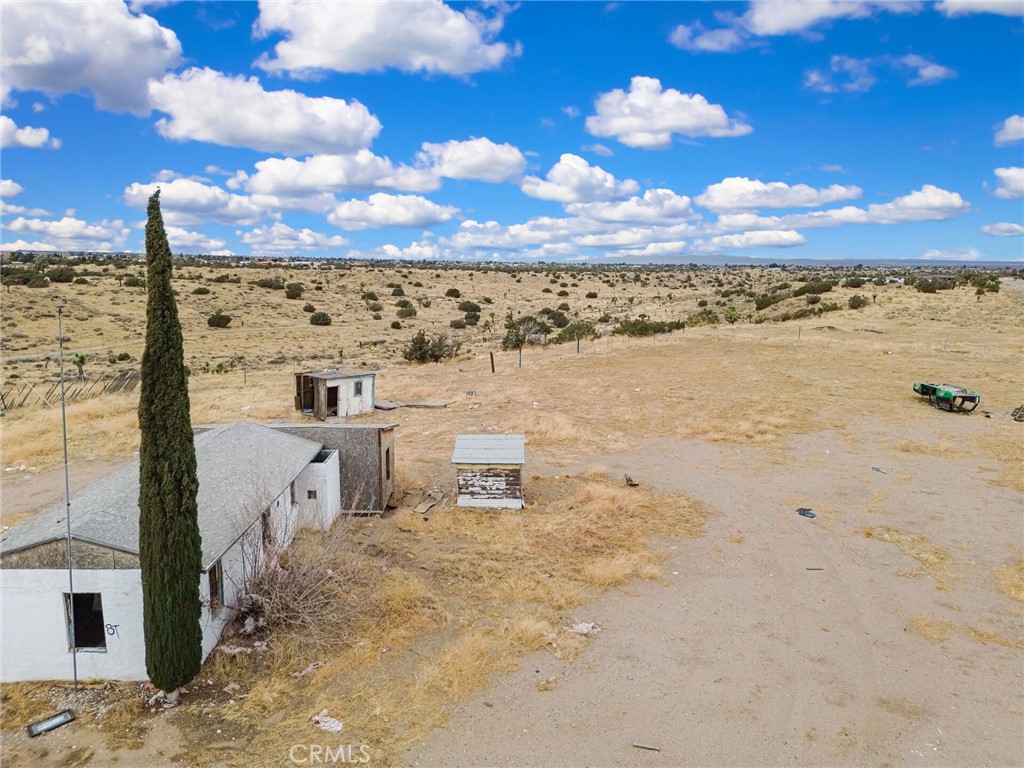 9770 Verbena Road Oak Hills, CA 92344 - Photo 15 of 16