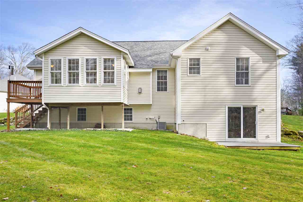 9 Josiah Bartlett Road Amherst, NH 03031 - Photo 3 of 22