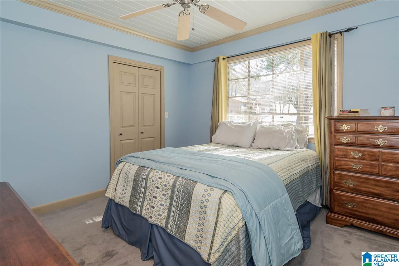 920 Pine Hill Road Birmingham, AL 35235 - Photo 18 of 36