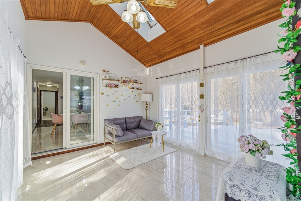 38 Groton Road Westford, MA 01886 - Photo 11 of 31