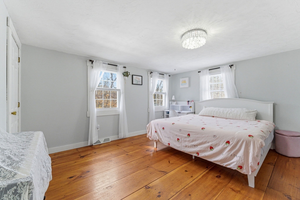 38 Groton Road Westford, MA 01886 - Photo 19 of 31