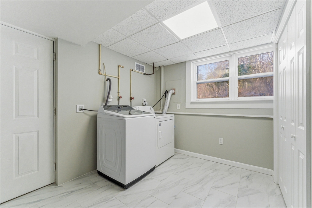 38 Groton Road Westford, MA 01886 - Photo 25 of 31