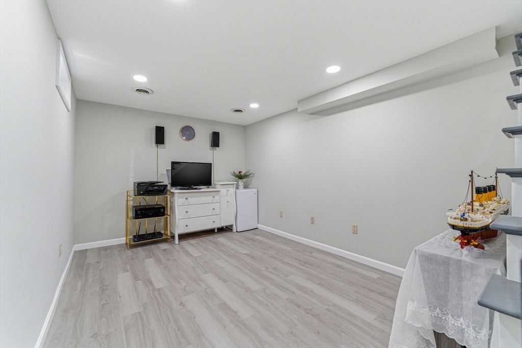 38 Groton Road Westford, MA 01886 - Photo 29 of 31