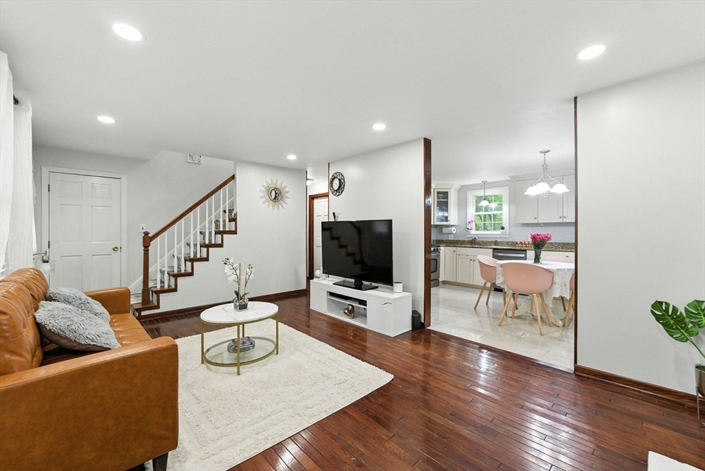 38 Groton Road Westford, MA 01886 - Photo 4 of 31