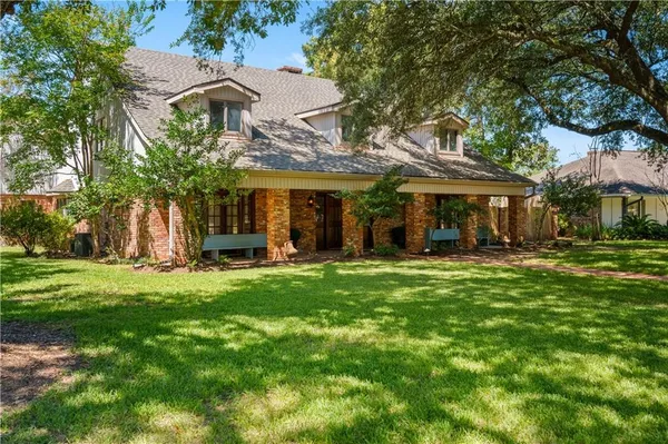 $585,000 | 5244 St Germain Boulevard, Alexandria, LA 71303